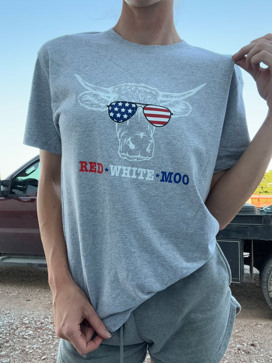 RED WHITE MOOO